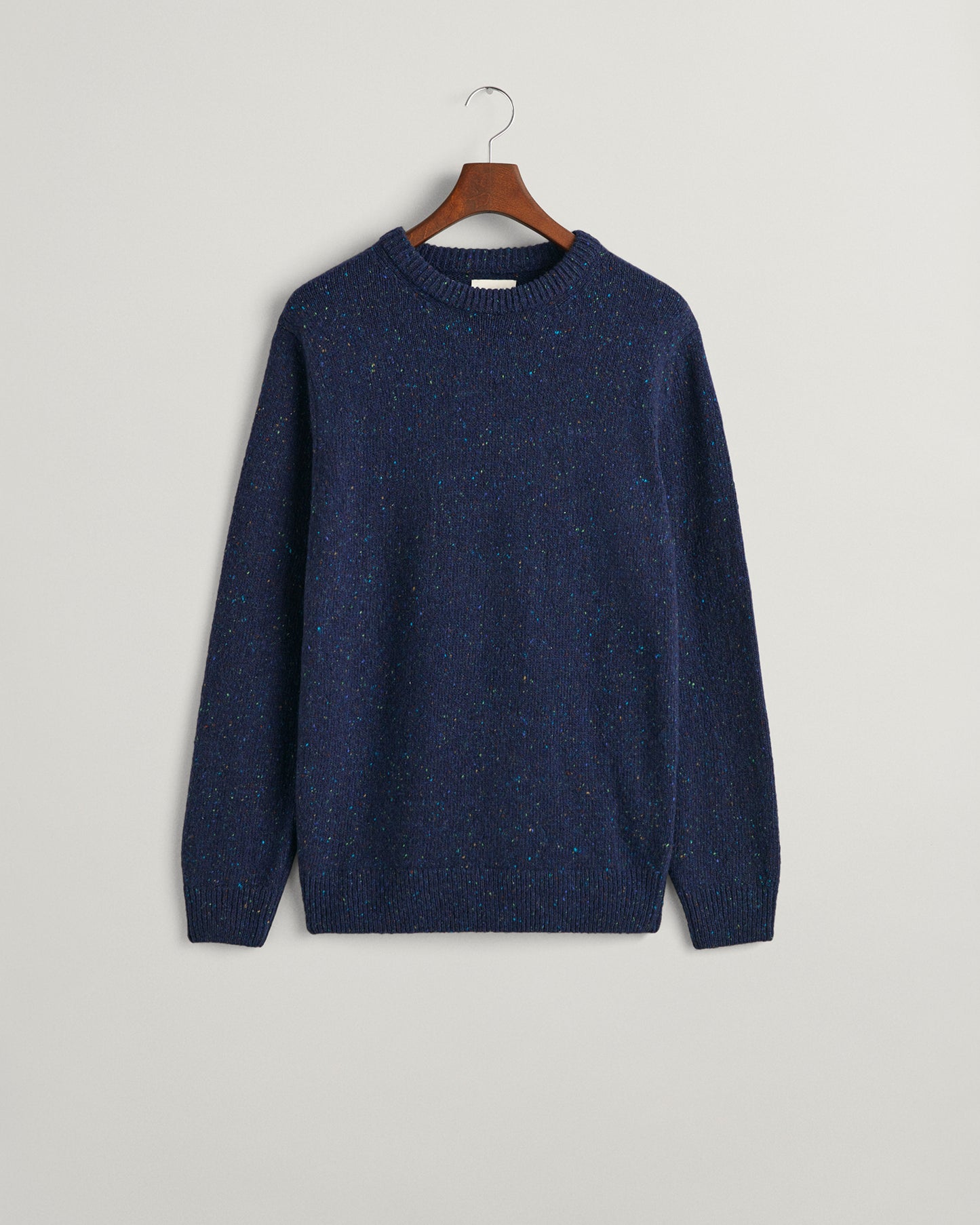 EVENING BLUE, WOOL NEPS C-NECK, FLAT-LAY BY GANT AU.