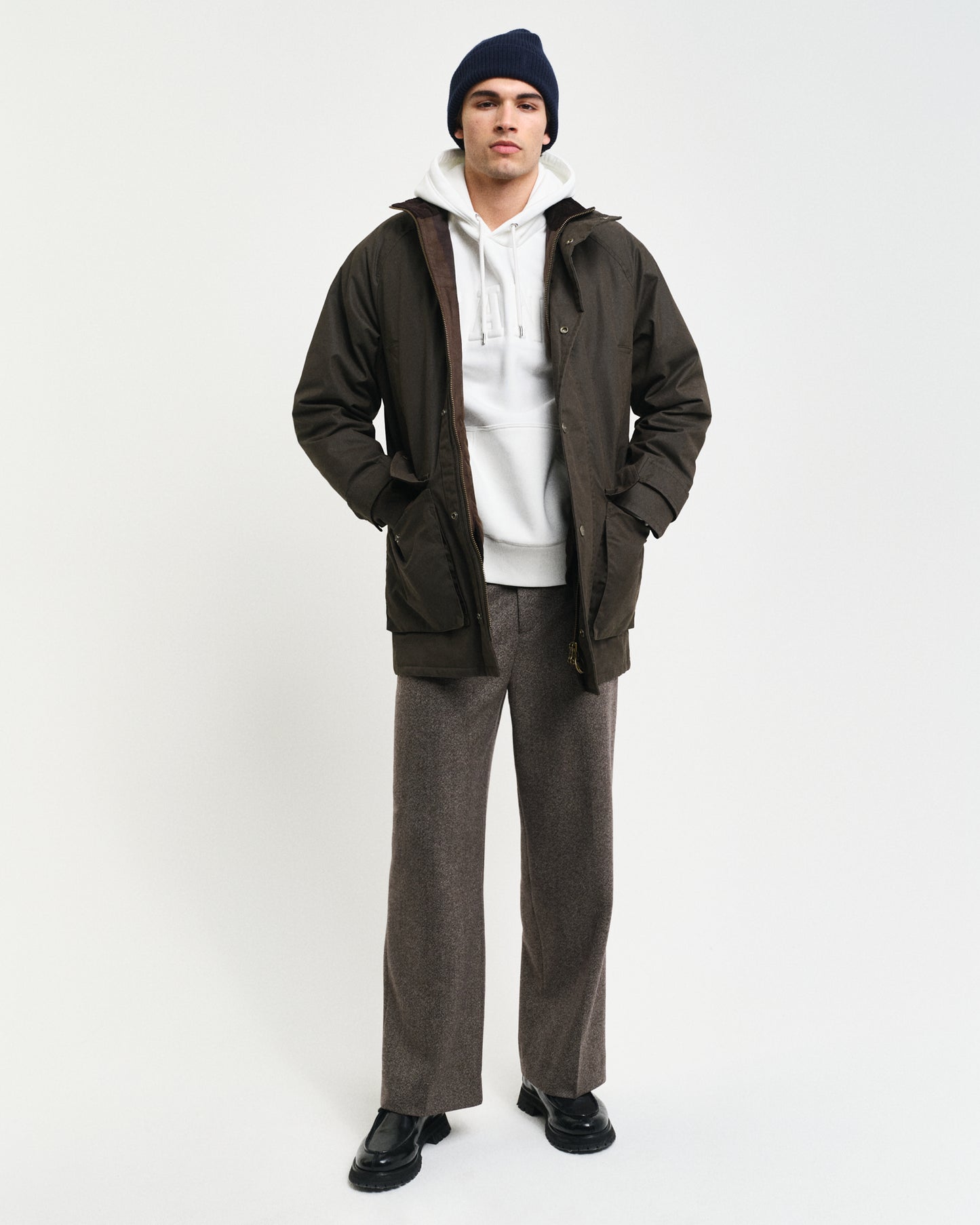 EGGSHELL, EMBOSSED SWEAT HOODIE BY GANT AU.