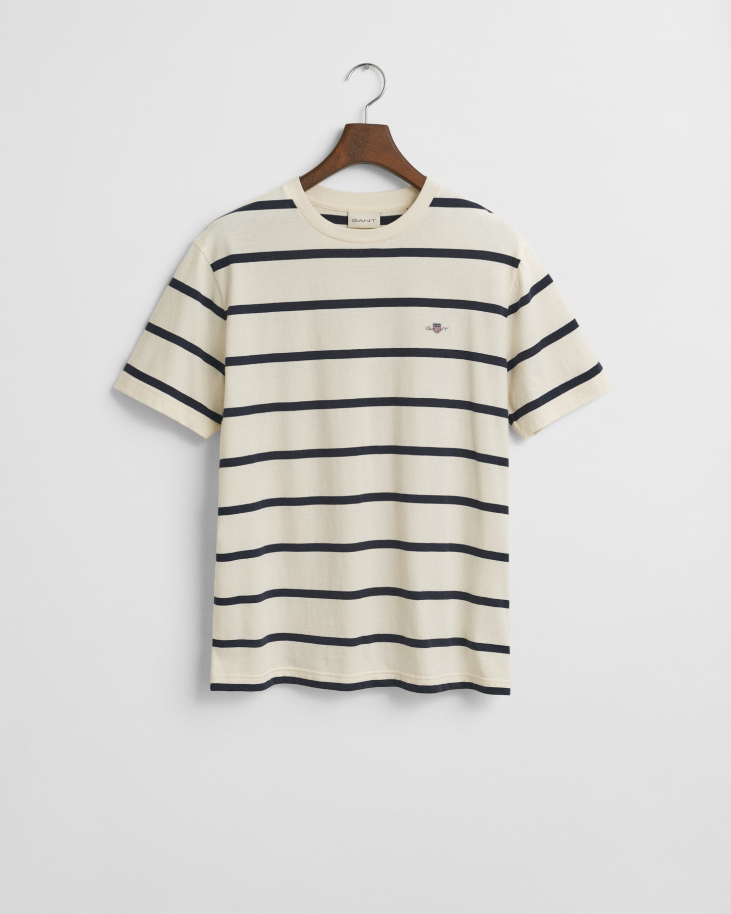 CREAM, STRIPED SS T-SHIRT, FLAT-LAY BY GANT AU.