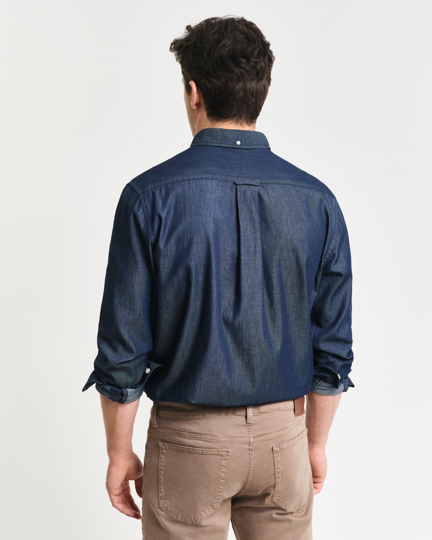 DARK INDIGO, REG INDIGO BD, BACK-VIEW BY GANT AU.