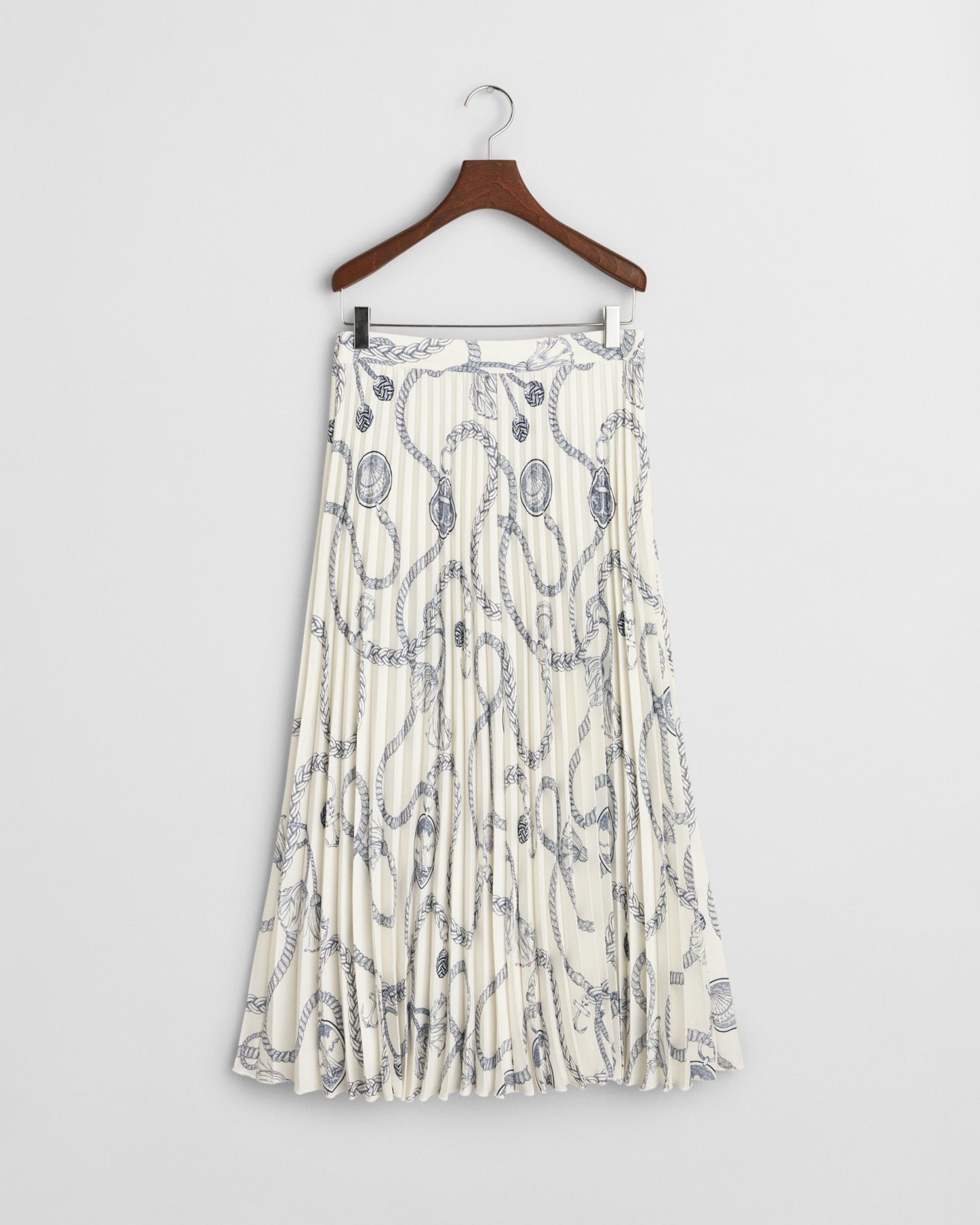 CREAM, SAILING PRINT PLEATED SKIRT, FLAT-LAY BY GANT AU.