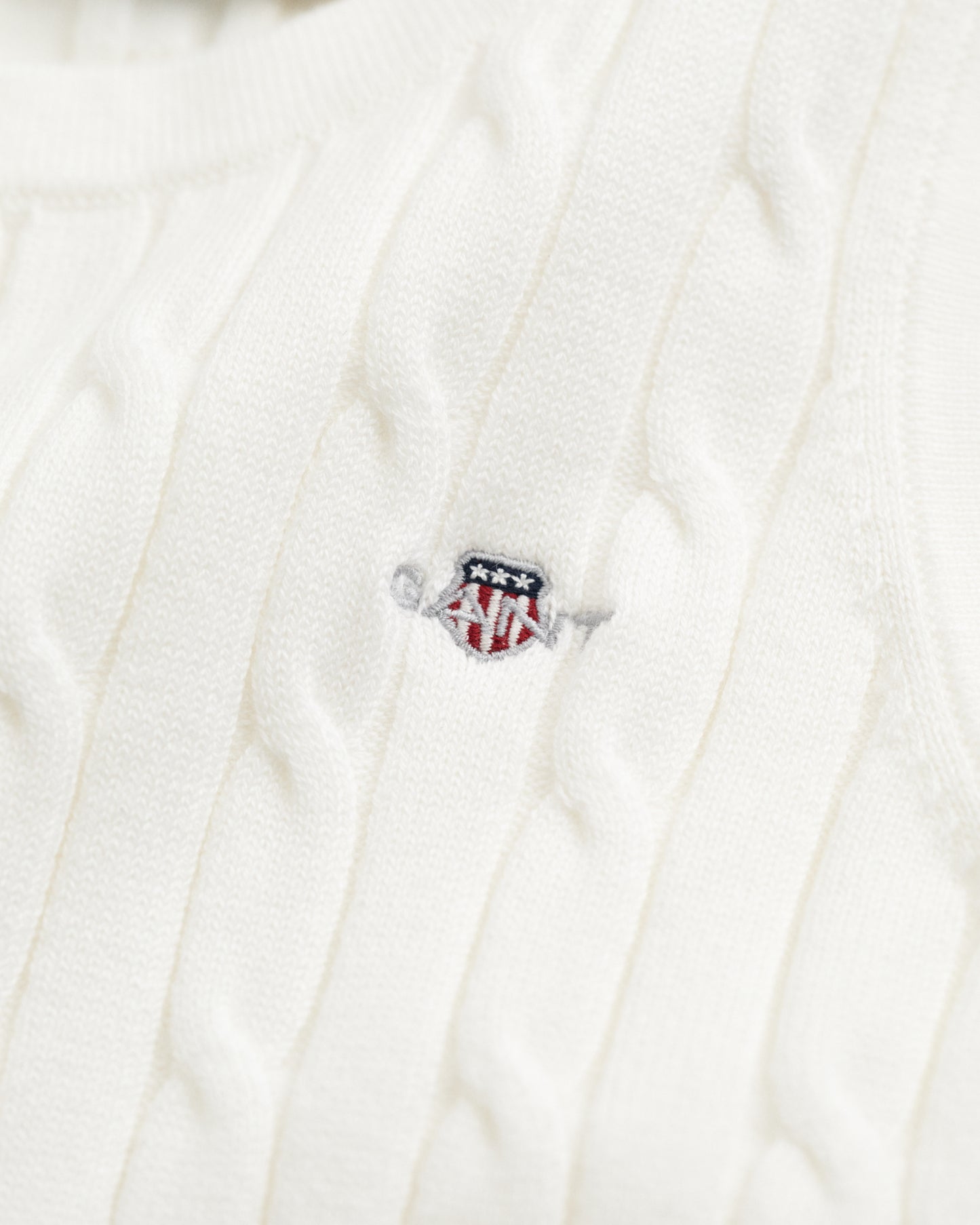 EGGSHELL, STRETCH COTTON CABLE TANK TOP, CLOSE-UP BY GANT AU.