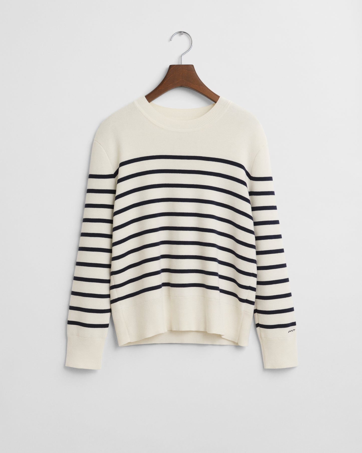 EGGSHELL, STRIPED COTTON C-NECK, FLAT-LAY BY GANT AU.