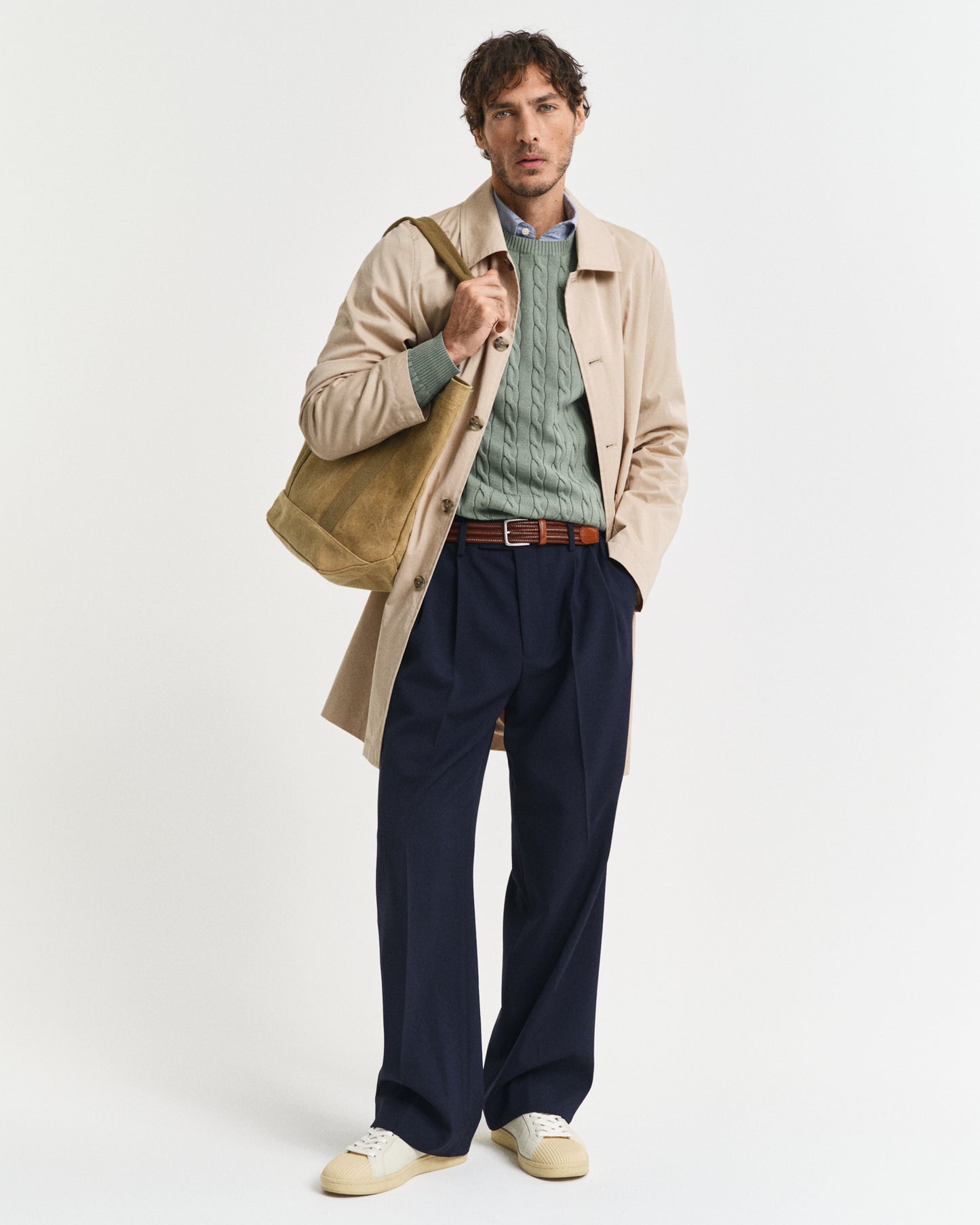 KALAMATA GREEN, COTTON CABLE C-NECK BY GANT AU.