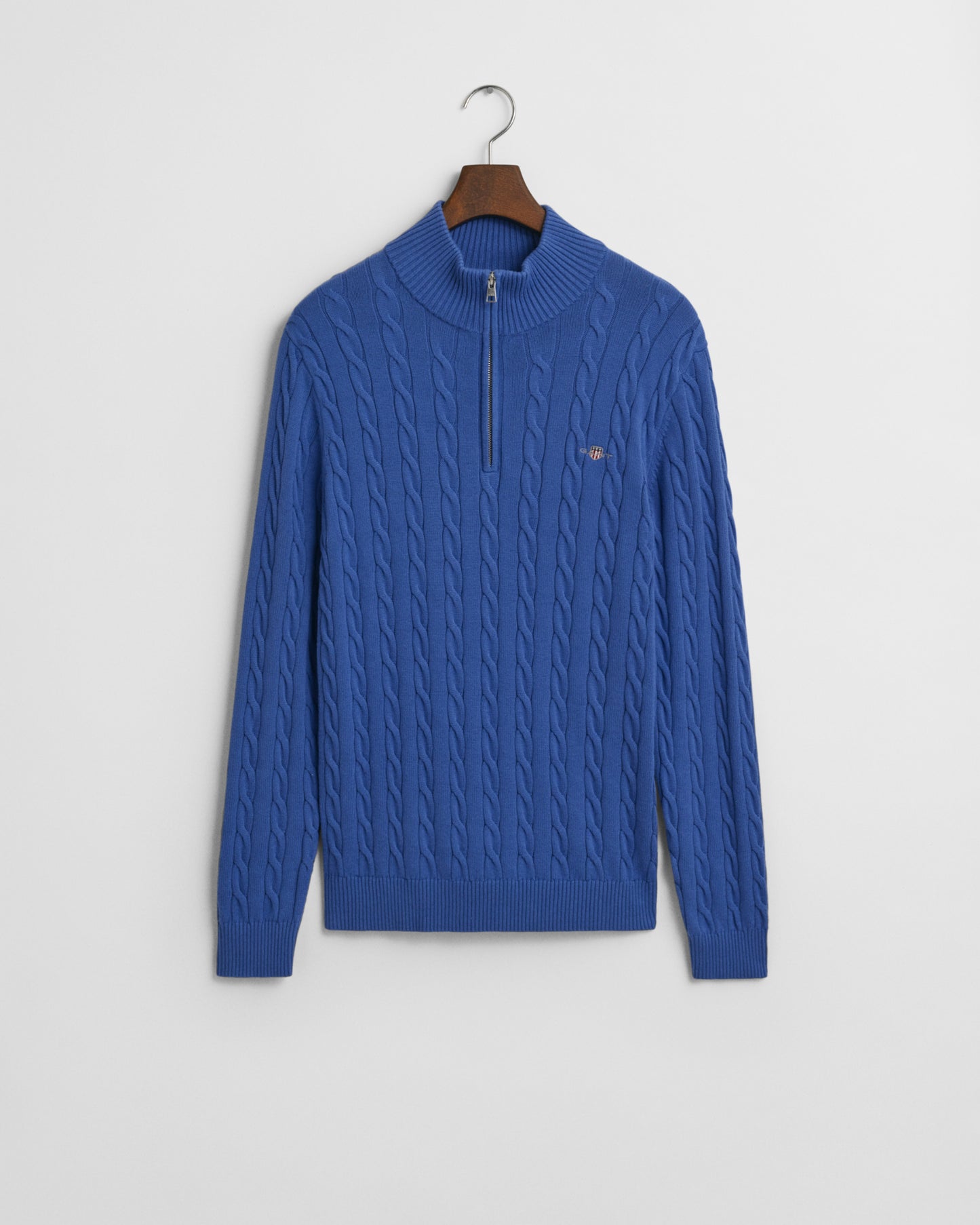 RICH BLUE, COTTON CABLE HALF ZIP, FLAT-LAY BY GANT AU.