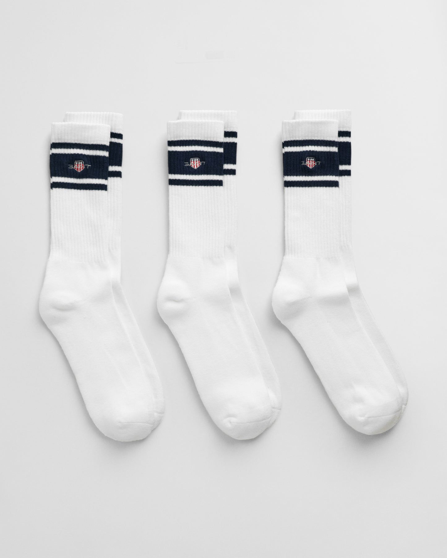 WHITE, SHIELD SPORT SOCKS 3-PACK BY GANT AU.
