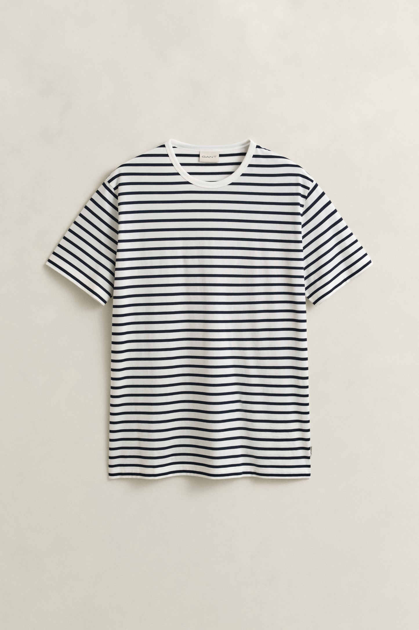 EGGSHELL, PIMA STRIPE SS TSHIRT, FLAT-LAY BY GANT AU.