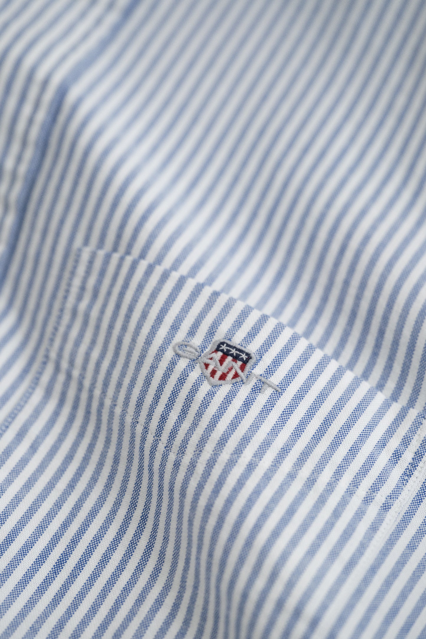 COLLEGE BLUE, REG CLASSIC OXFORD STRIPE SHIRT, FLAT-LAY BY GANT AU.