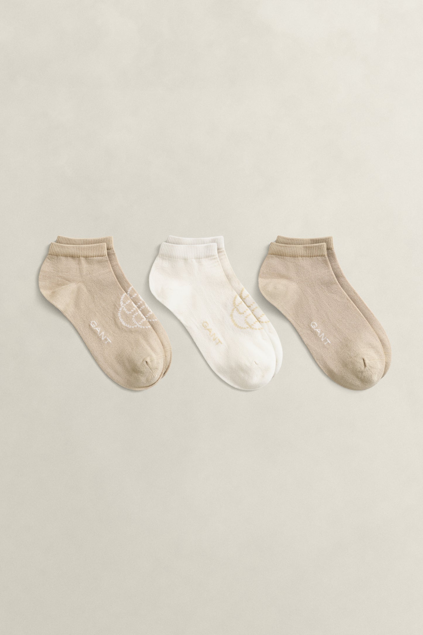 OAT BEIGE, MONOGRAM ANKLE SOCKS 3-PACK BY GANT AU.