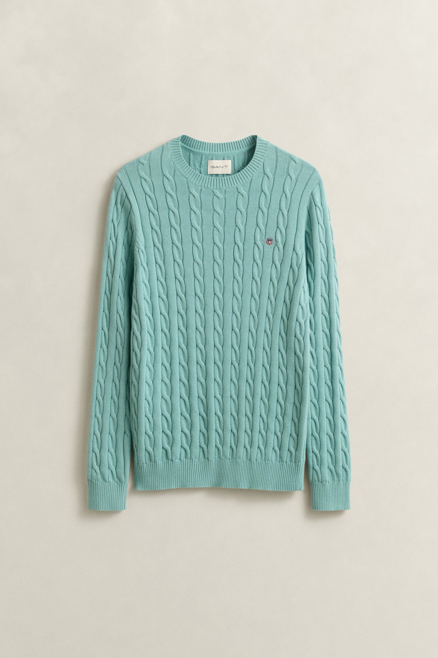 MUTED TURQUOISE, COTTON CABLE C-NECK, FLAT-LAY BY GANT AU.