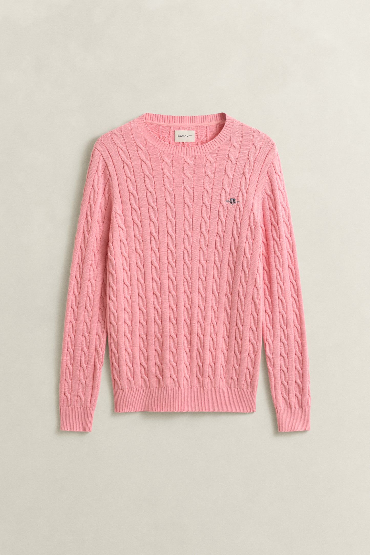 WASHED PINK, COTTON CABLE C-NECK, FLAT-LAY BY GANT AU.