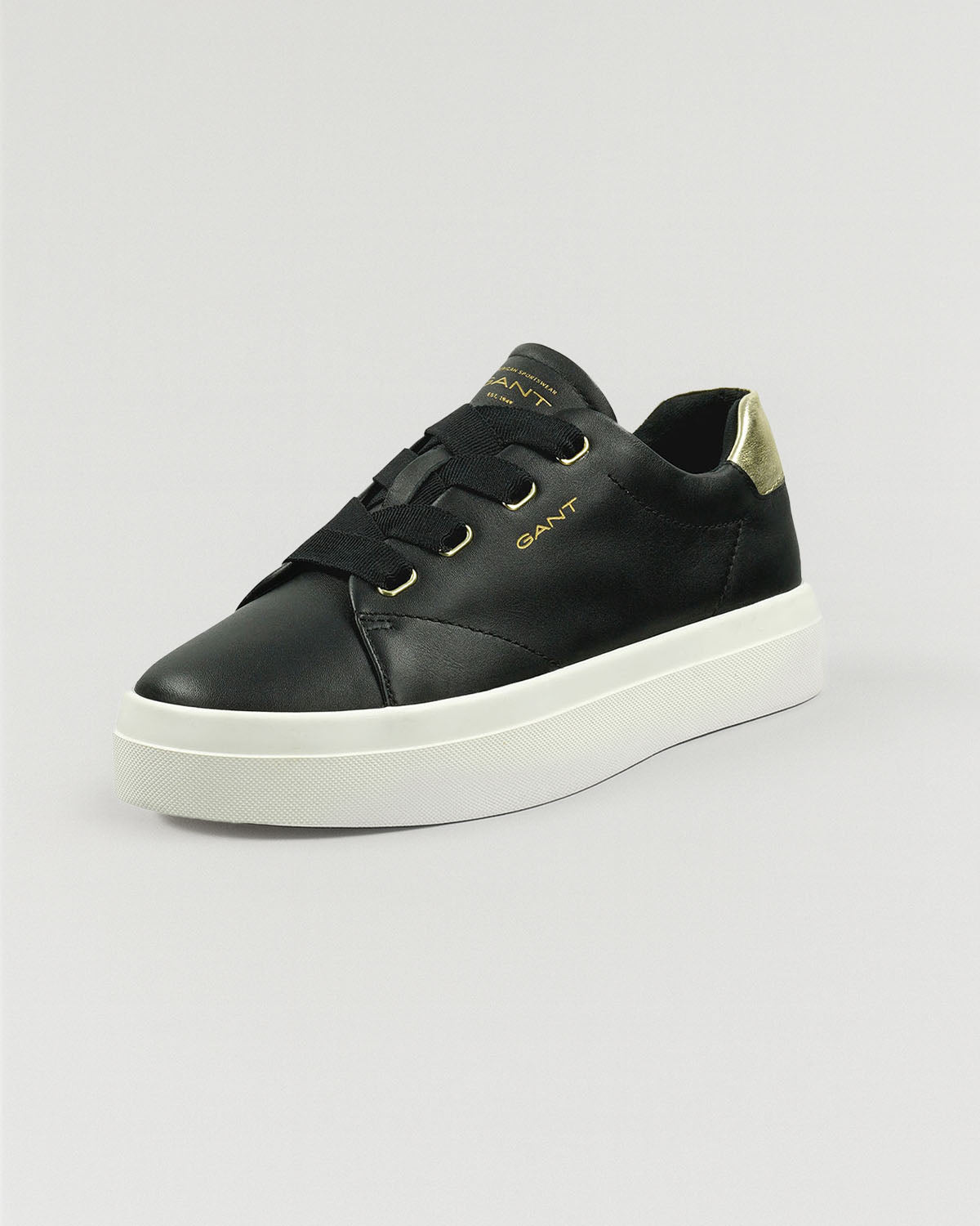 Avona Sneaker