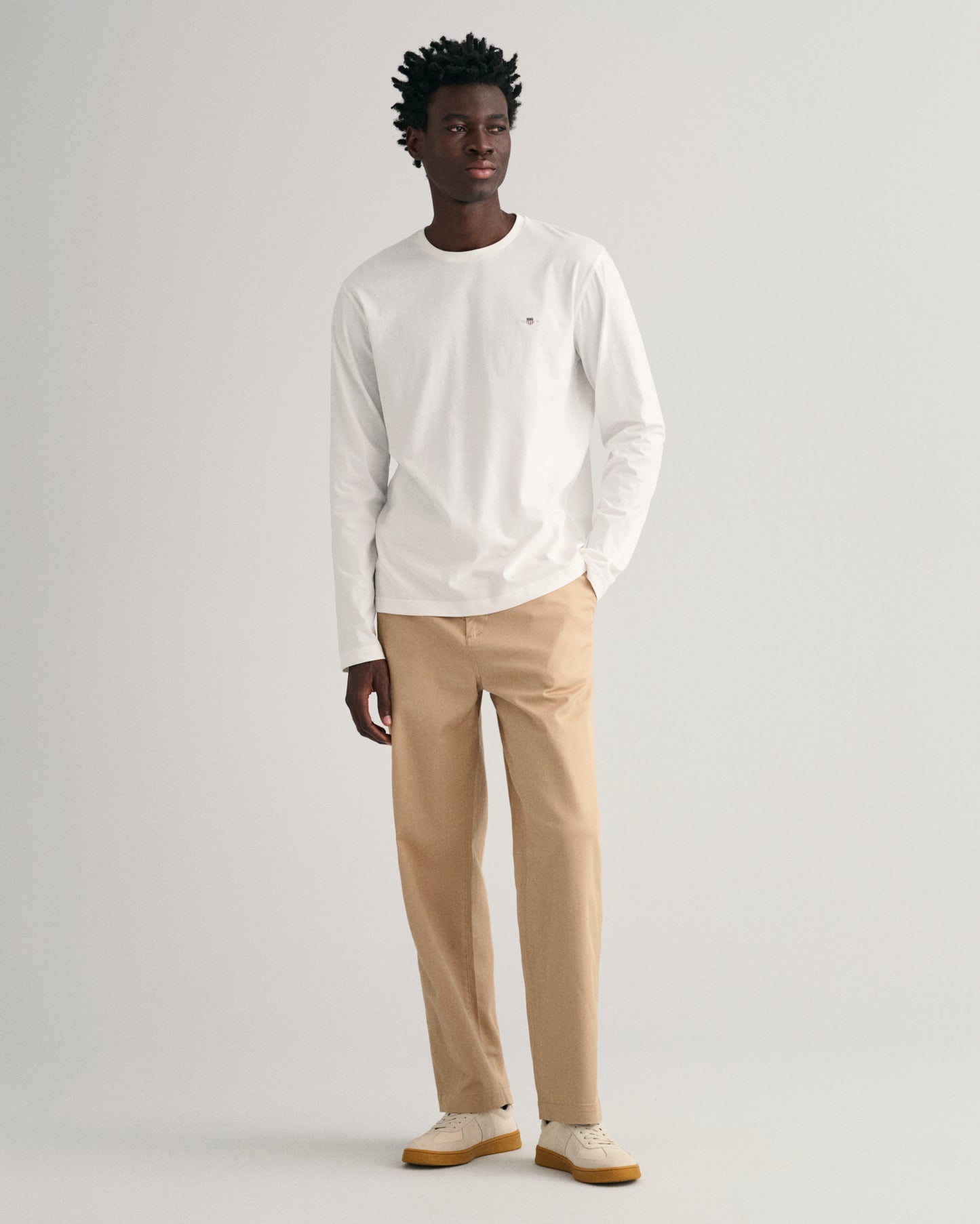 EGGSHELL, REG SHIELD LS T-SHIRT BY GANT AU.