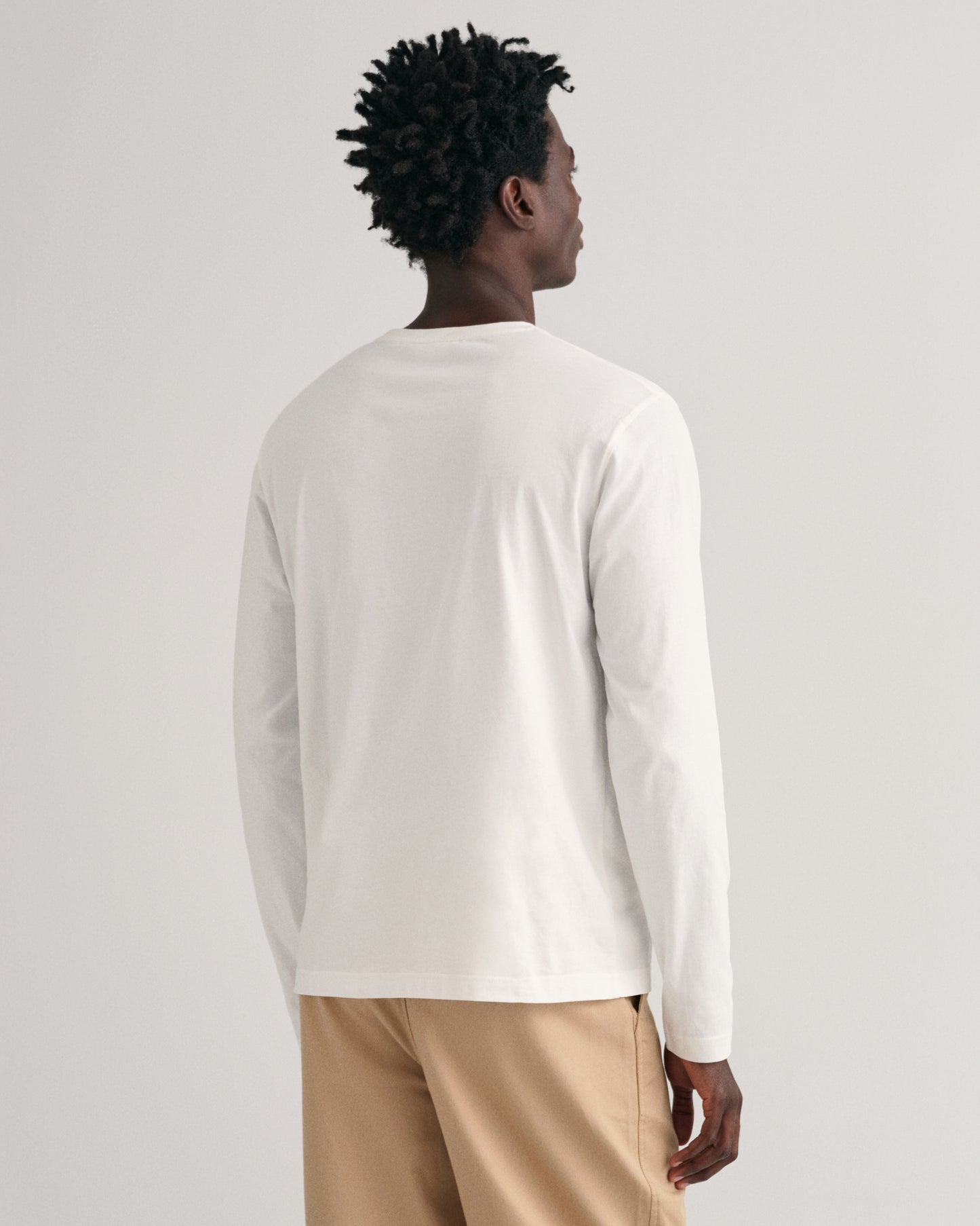 EGGSHELL, REG SHIELD LS T-SHIRT, BACK-VIEW BY GANT AU.