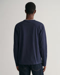 EVENING BLUE, REG SHIELD LS T-SHIRT, BACK-VIEW BY GANT AU.