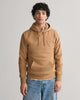 WARM KHAKI, REG SHIELD HOODIE, FRONT-VIEW BY GANT AU.