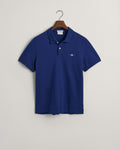 RICH NAVY, REG SHIELD SS PIQUE POLO, FLAT-LAY BY GANT AU.