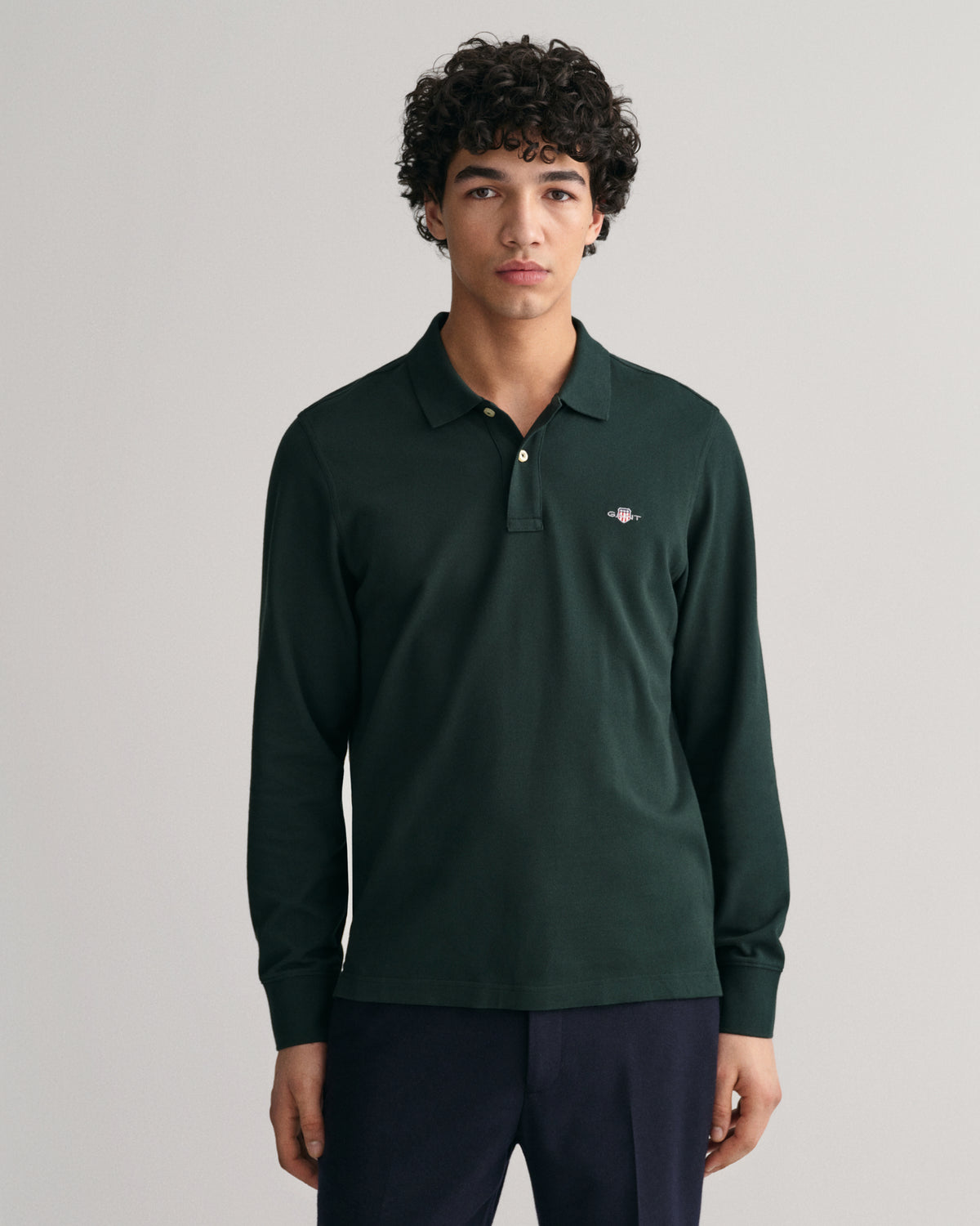 TARTAN GREEN, REG SHIELD LS PIQUE POLO, FRONT-VIEW BY GANT AU.