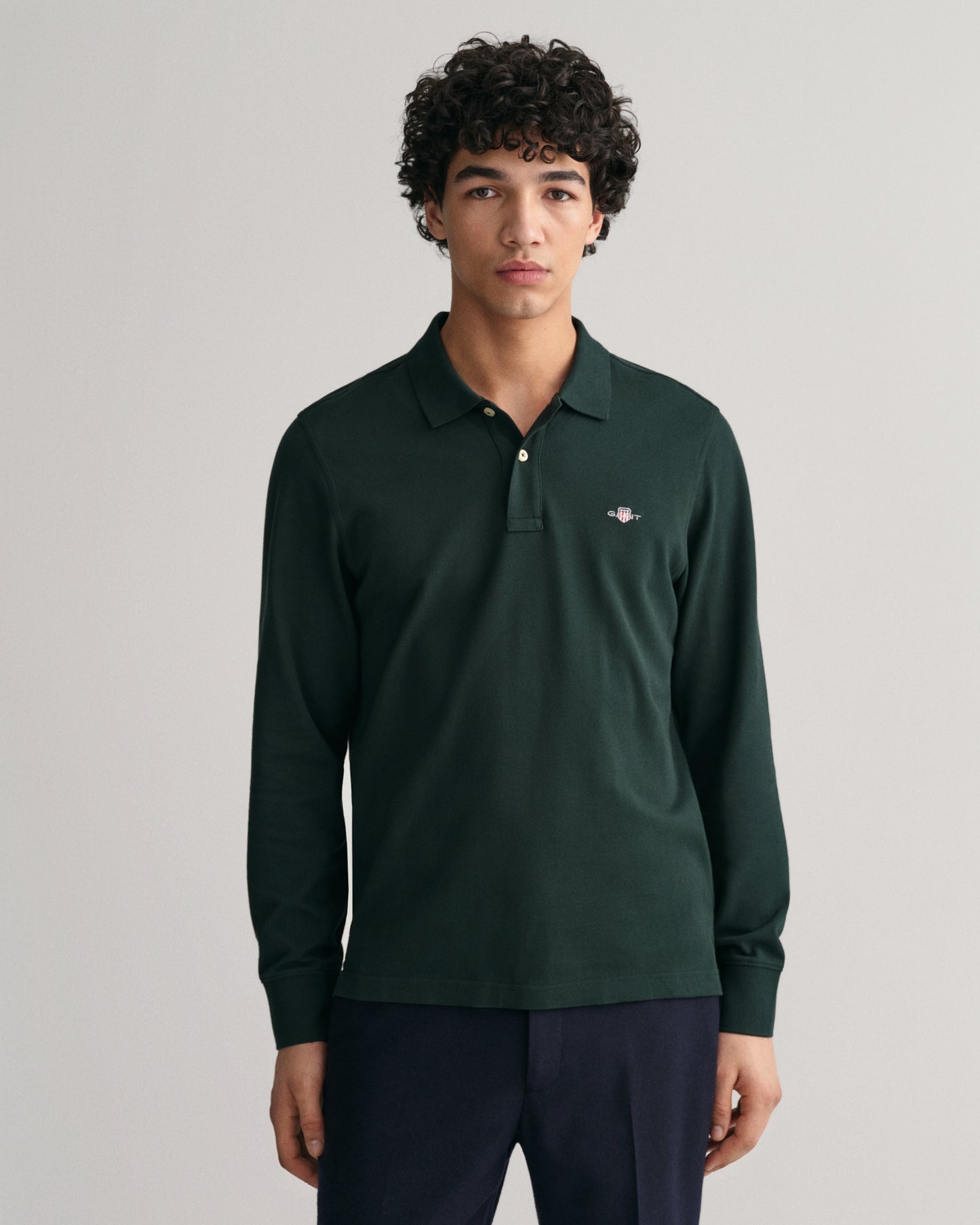 TARTAN GREEN, REG SHIELD LS PIQUE POLO, FRONT-VIEW BY GANT AU.