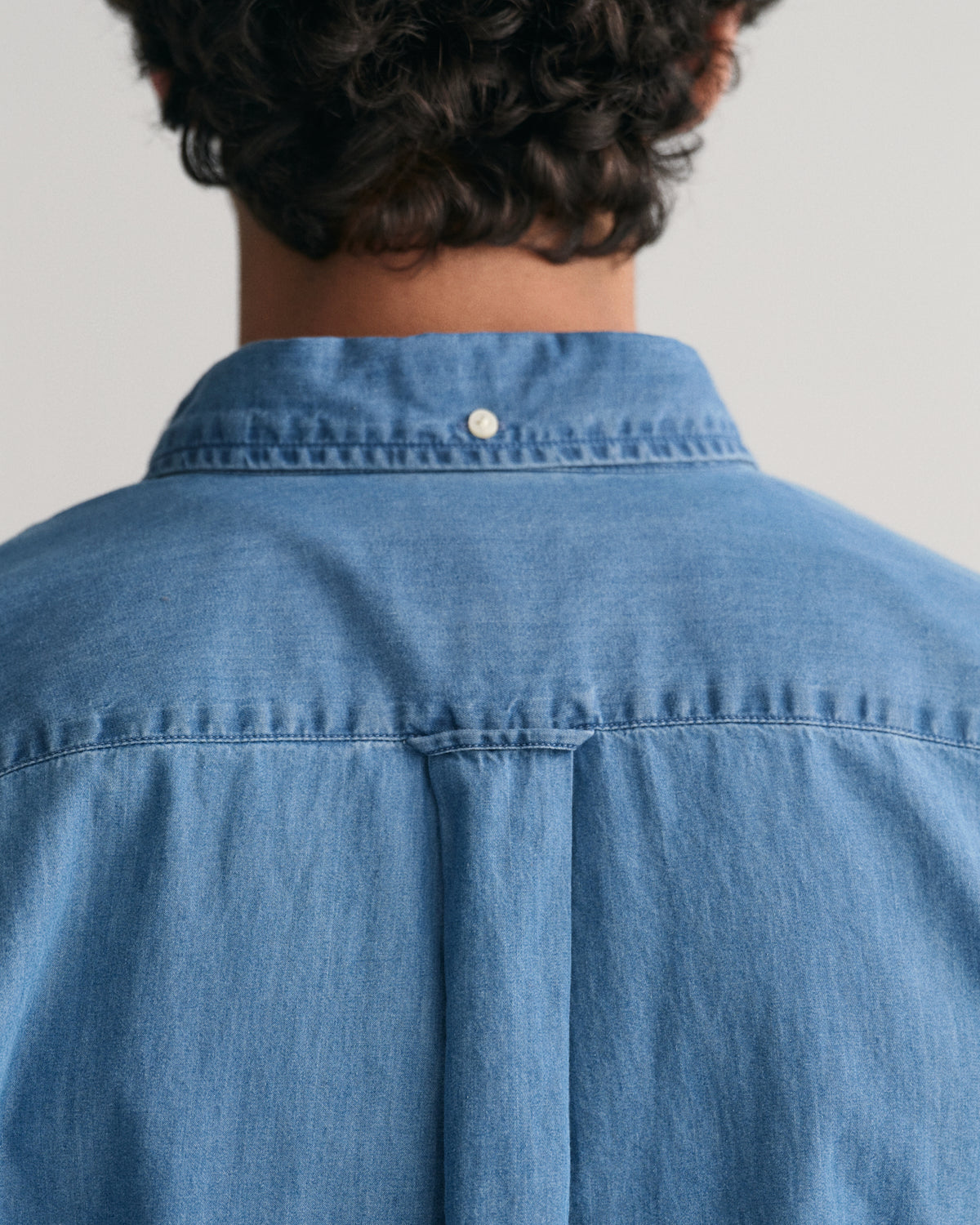 MODEL WEARING REG INDIGO BD