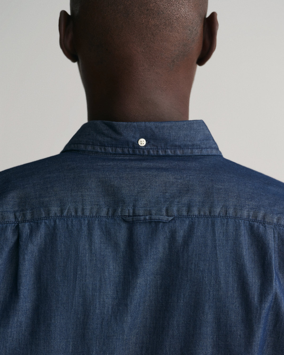 MODEL WEARING SLIM INDIGO BD