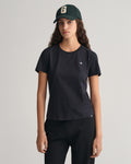 BLACK, REG SHIELD SS T-SHIRT, FRONT-VIEW BY GANT AU.
