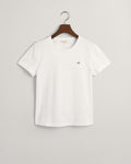 WHITE, REG SHIELD SS T-SHIRT, FLAT-LAY BY GANT AU.