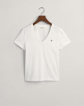 WHITE, REG SHIELD SS V-NECK T-SHIRT, FLAT-LAY BY GANT AU.