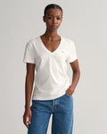 WHITE, REG SHIELD SS V-NECK T-SHIRT, FRONT-VIEW BY GANT AU.