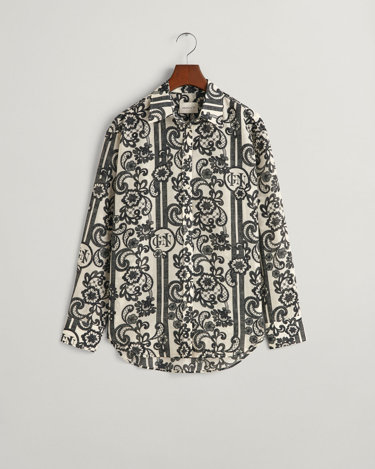 LINEN, REL LACE PRINT COT SILK SHIRT, FLAT-LAY BY GANT AU.