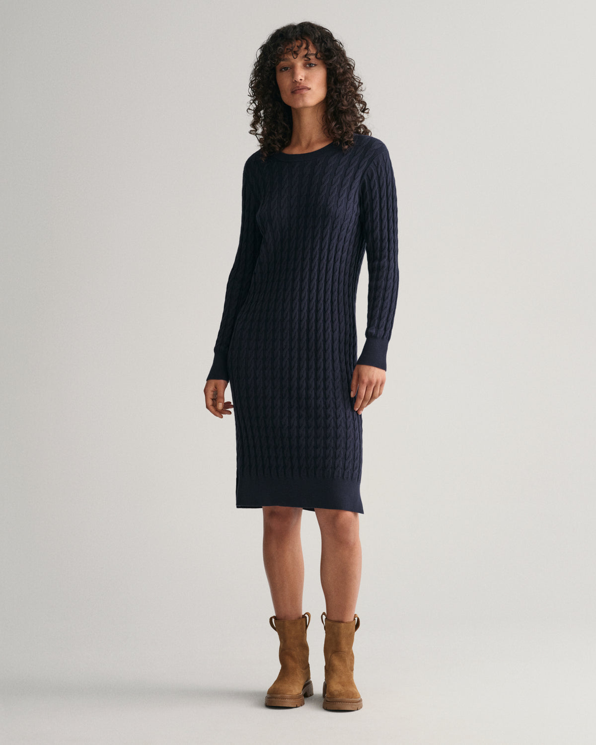 EVENING BLUE, STRETCH COTTON CABLE C-NECK DRESS BY GANT AU.