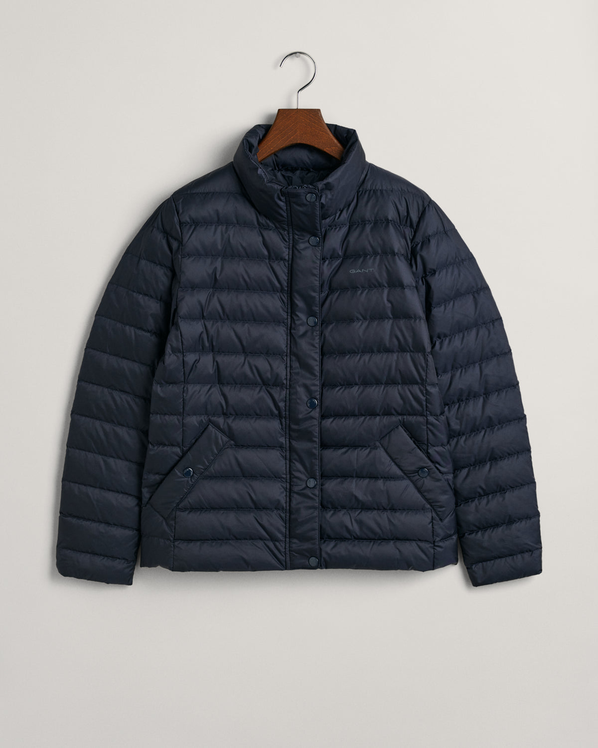 EVENING BLUE, LIGHT DOWN JACKET, FLAT-LAY BY GANT AU.