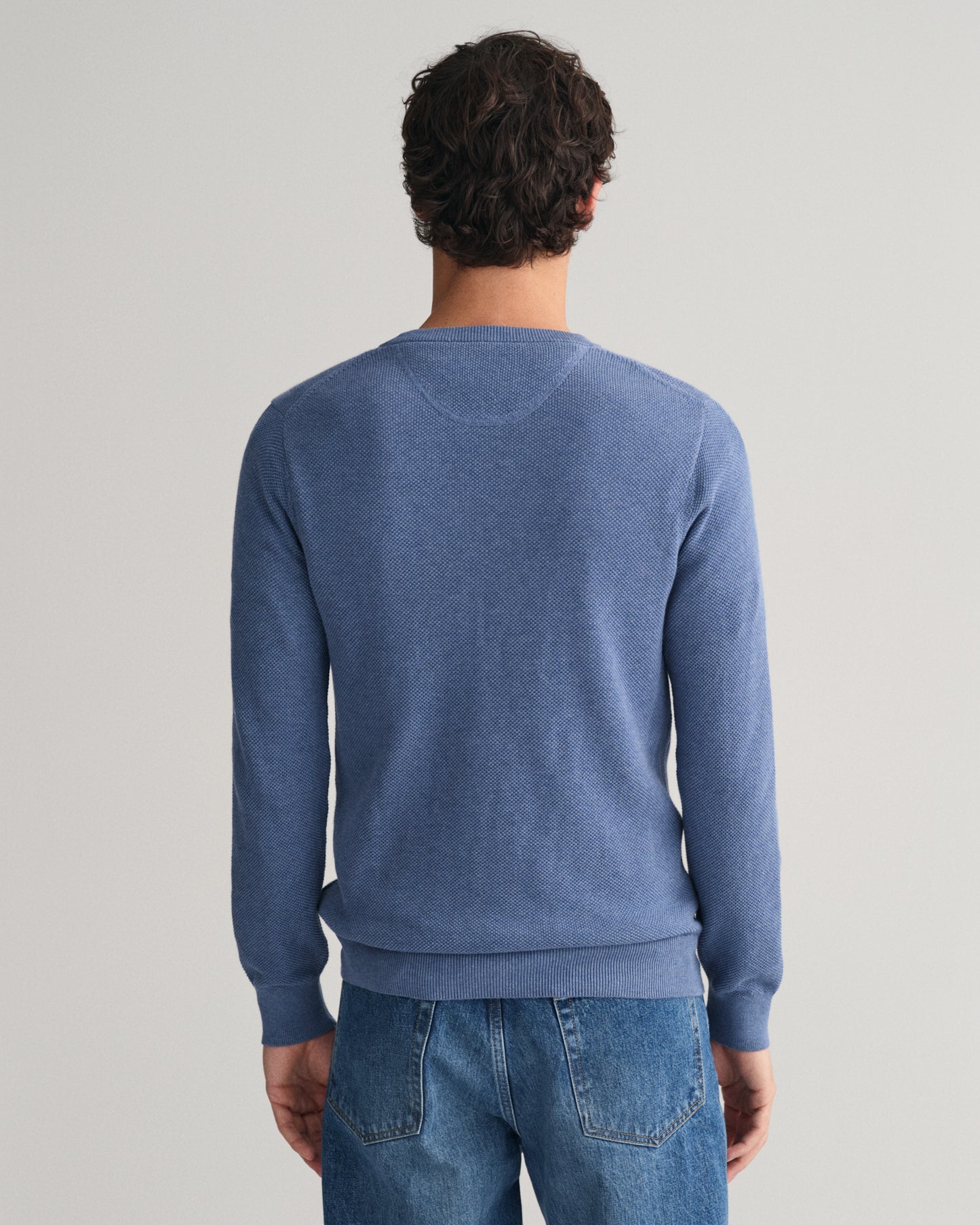 DENIM BLUE MELANGE, COTTON PIQUE C-NECK, BACK-VIEW BY GANT AU.