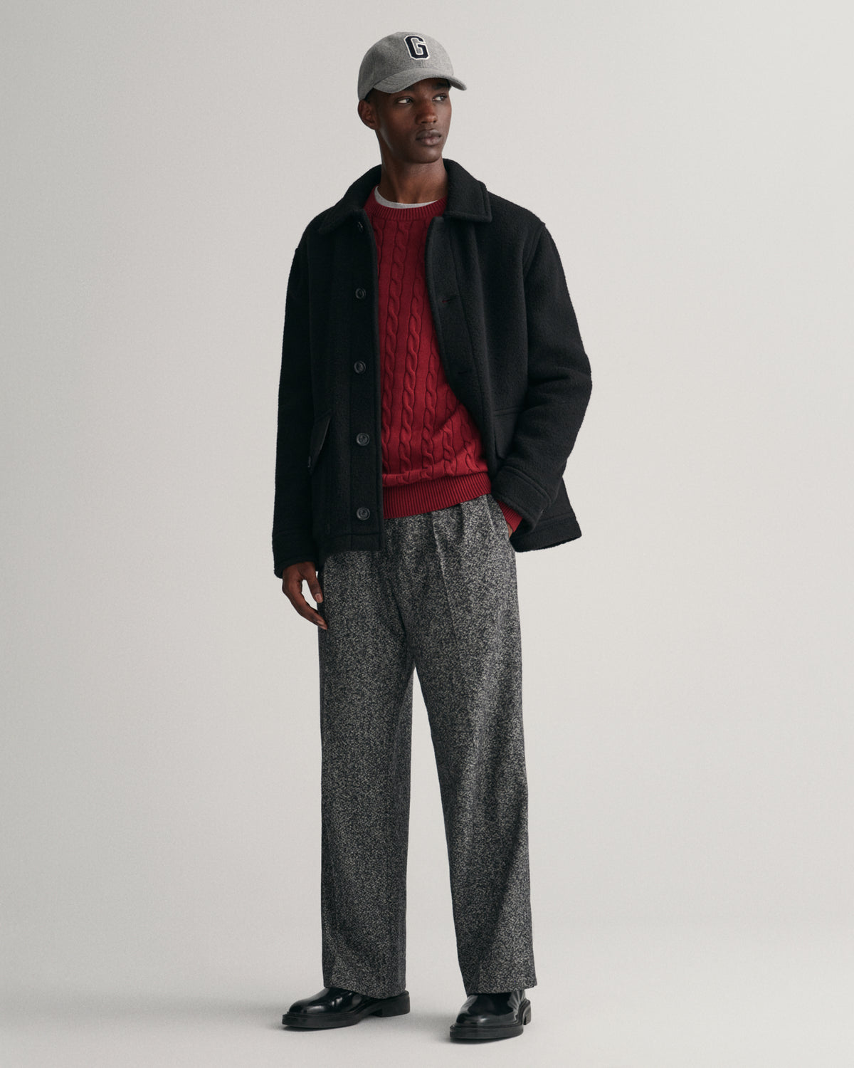 PLUMPED RED, COTTON CABLE C-NECK BY GANT AU.