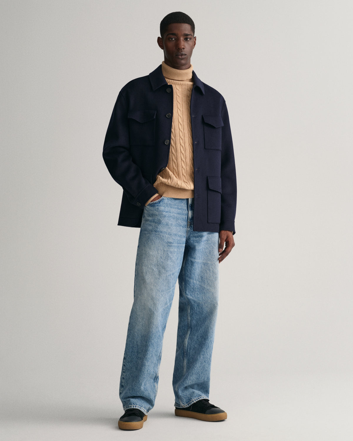 KHAKI MELANGE, COTTON CABLE TURTLE NECK BY GANT AU.