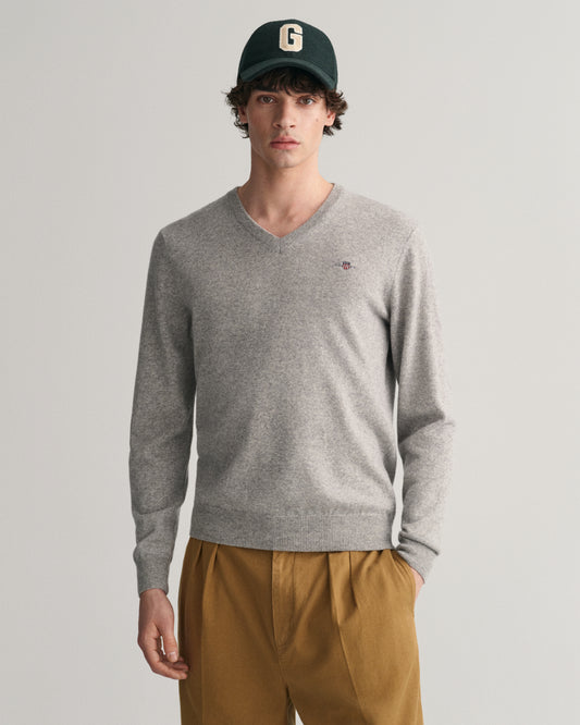 GREY MELANGE, SUPERFINE LAMBSWOOL V-NECK, FRONT-VIEW BY GANT AU.