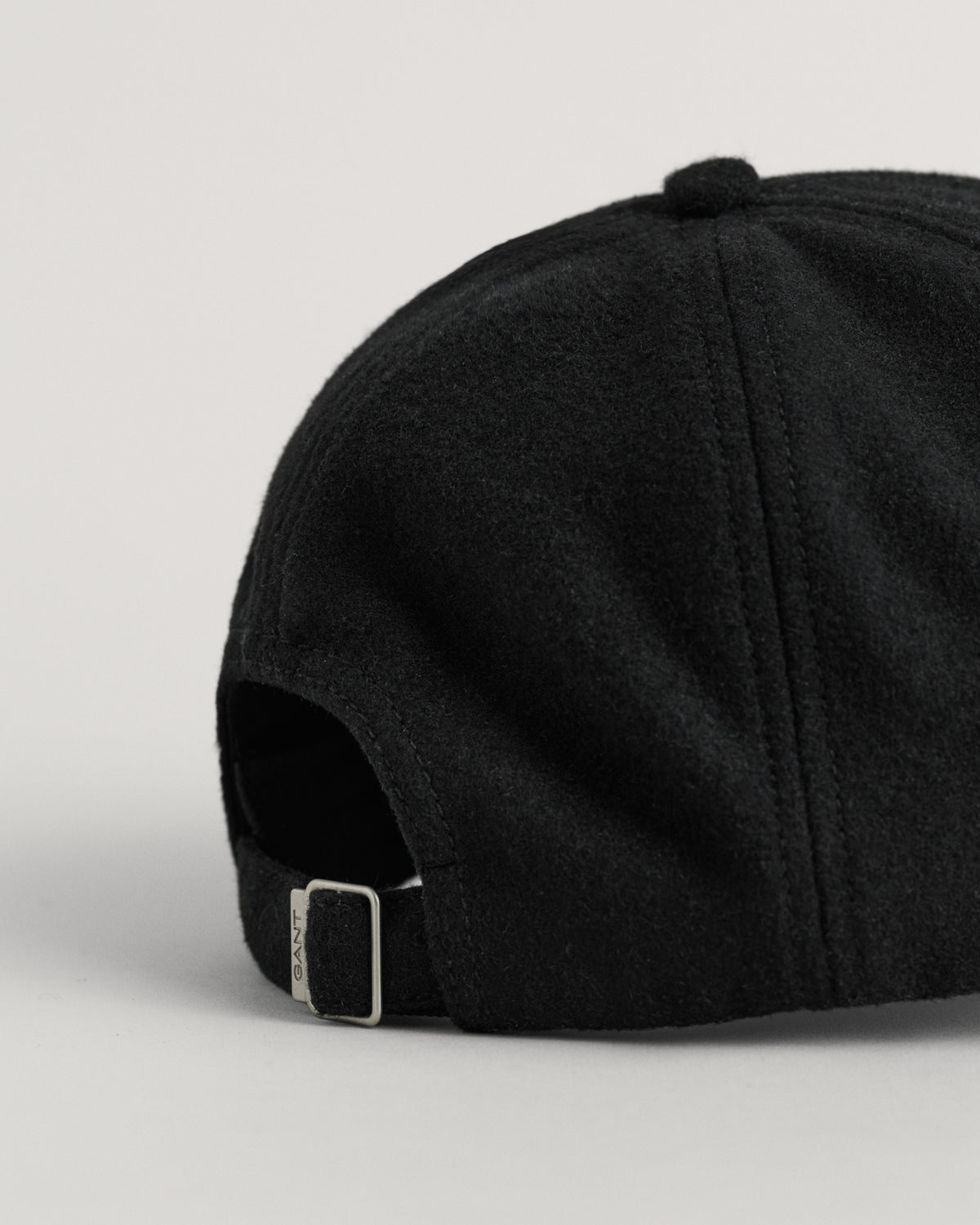 BLACK, SHIELD MELTON CAP, CLOSE-UP BY GANT AU.