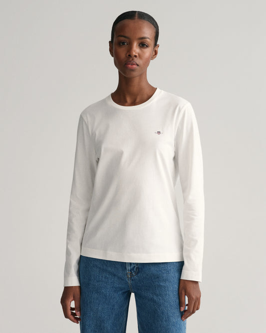 WHITE, REG SHIELD LS T-SHIRT, FRONT-VIEW BY GANT AU.
