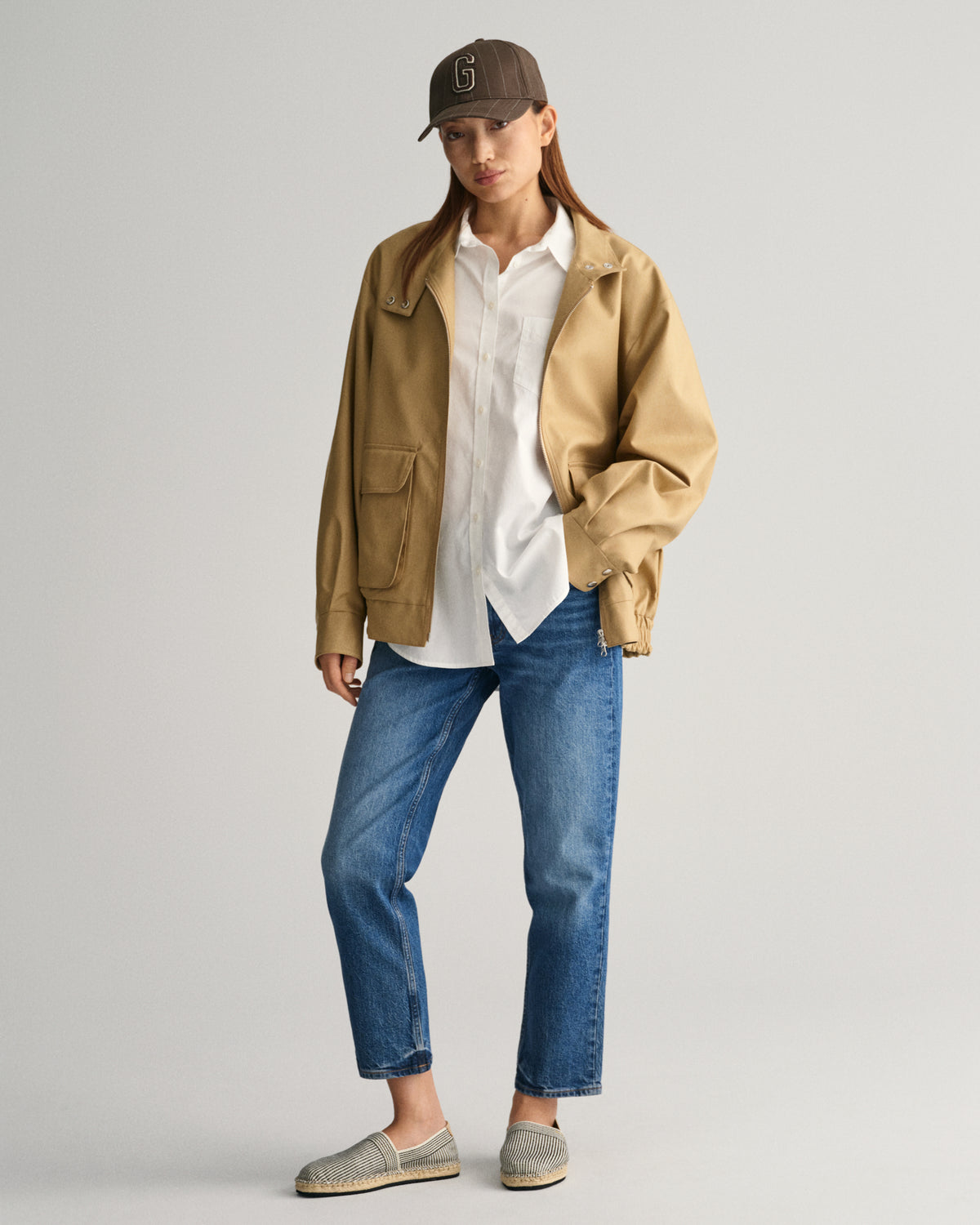 WHITE, REL POPLIN SHIRT BY GANT AU.