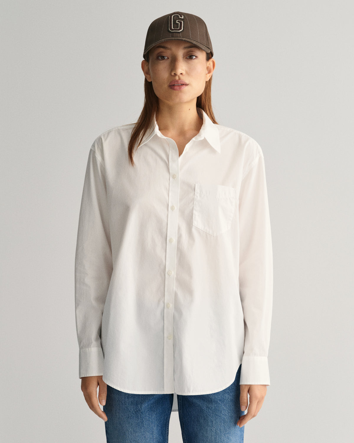 WHITE, REL POPLIN SHIRT, FRONT-VIEW BY GANT AU.