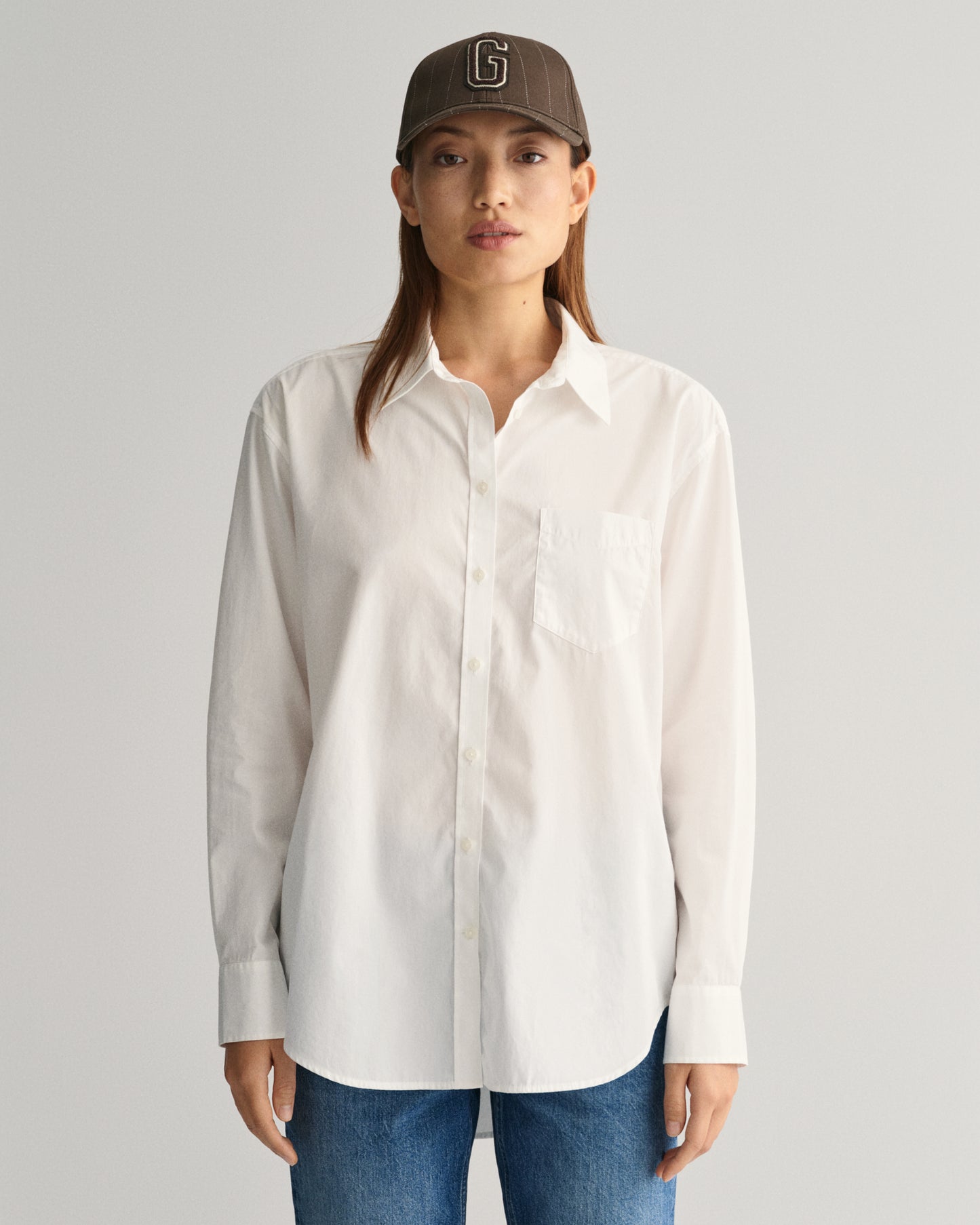 WHITE, REL POPLIN SHIRT, FRONT-VIEW BY GANT AU.