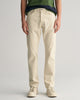 SILKY BEIGE, REGULAR DESERT JEANS, CLOSE-UP BY GANT AU.