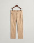 DARK KHAKI, SLIM DOBBY STRUCTURE CHINOS, FLAT-LAY BY GANT AU.