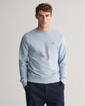 DOVE BLUE, REG SHIELD C-NECK SWEAT, FRONT-VIEW BY GANT AU.