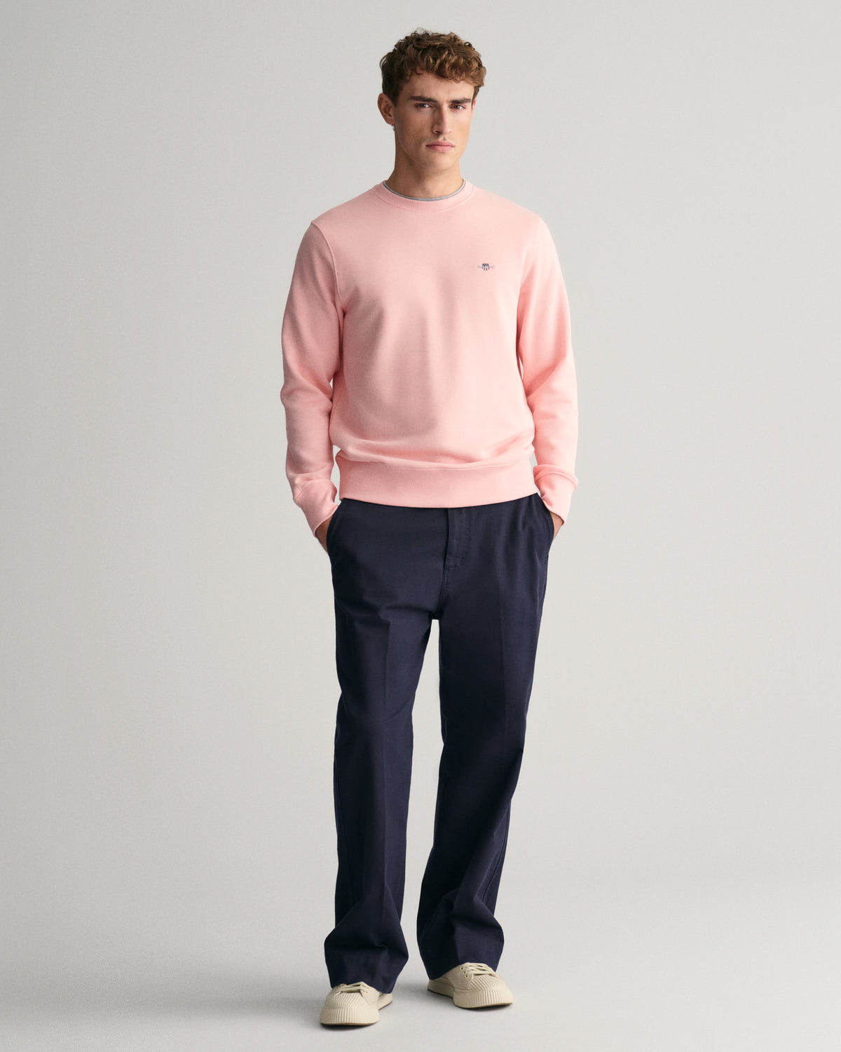 BUBBELGUM PINK, REG SHIELD C-NECK SWEAT BY GANT AU.