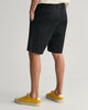 BLACK, SLIM TWILL SHORTS, BACK-VIEW BY GANT AU.