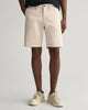 PUTTY, SLIM TWILL SHORTS, CLOSE-UP BY GANT AU.