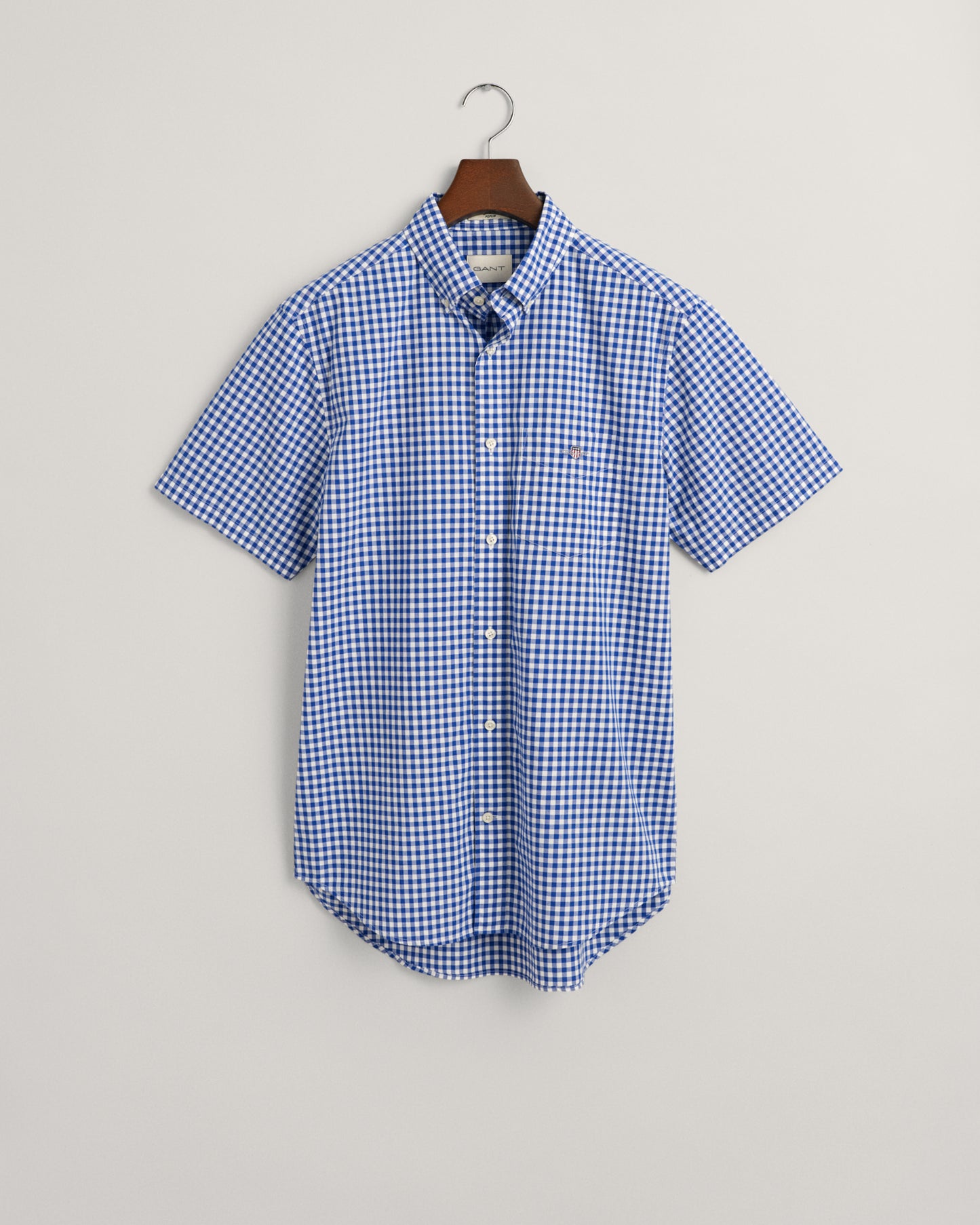 COLLEGE BLUE, REG POPLIN GINGHAM SS SHIRT, FLAT-LAY BY GANT AU.