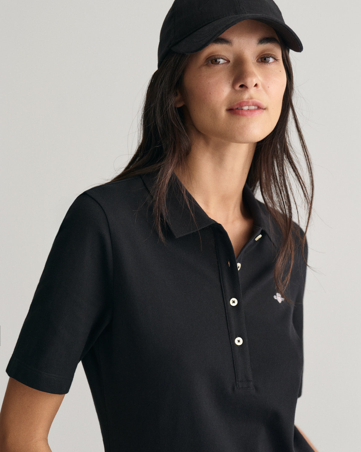 BLACK, SLIM SHIELD SS PIQUE POLO, CLOSE-UP BY GANT AU.