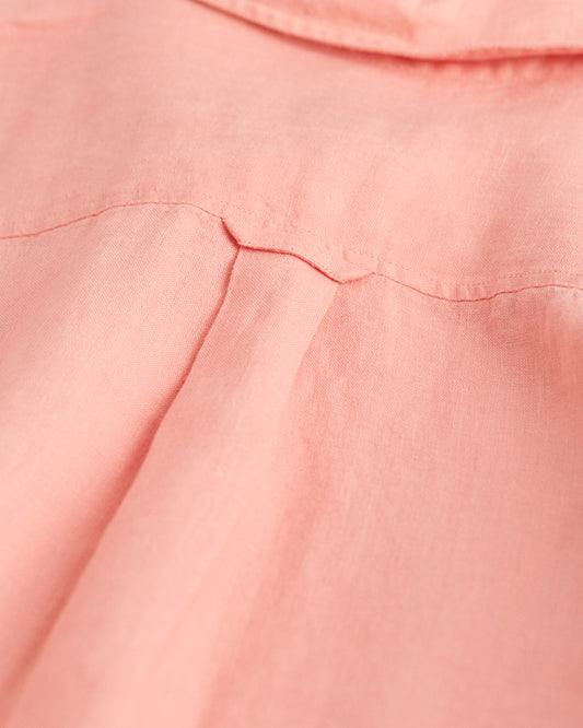 PEACHY PINK, REL LINEN SHIRT, CLOSE-UP BY GANT AU.
